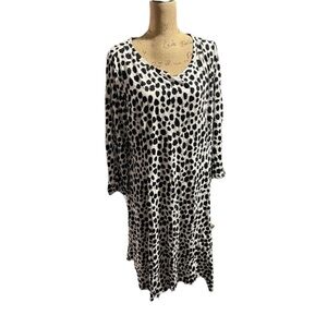 Liv by Habitat Clothes black and white polka dot dress. NWT